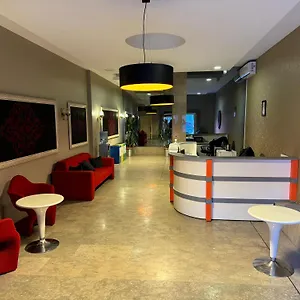 Otel Aderans 